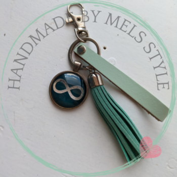 Handgemaakte sleutel & tassenhanger infinity